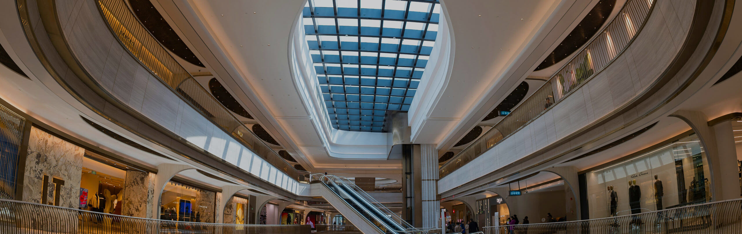 Select premium SUVs in Mall of the Emirates