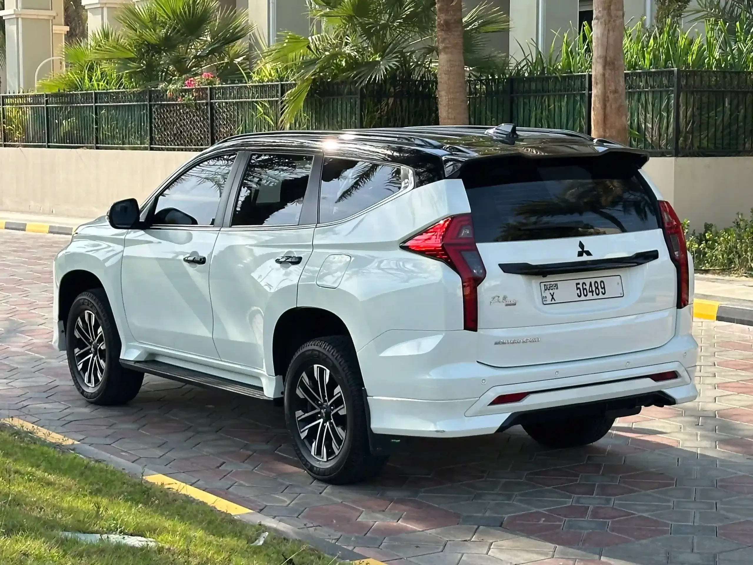 suv rental jbr